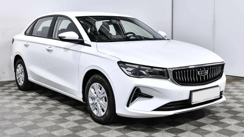 Geely Emgrand (2023)